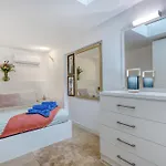 Rare 1br In Valletta's Heart By Beyond Air Apartmán