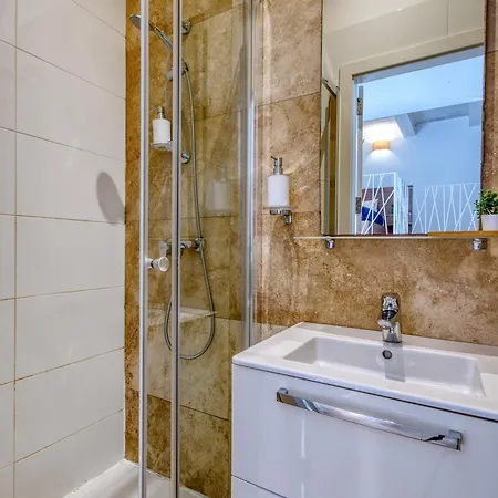 Apartamento Rare 1br In Valletta's Heart By Beyond Air *