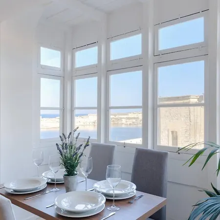 Rare In Valletta's Heart! Sea View And Wifi Apartment Valletta