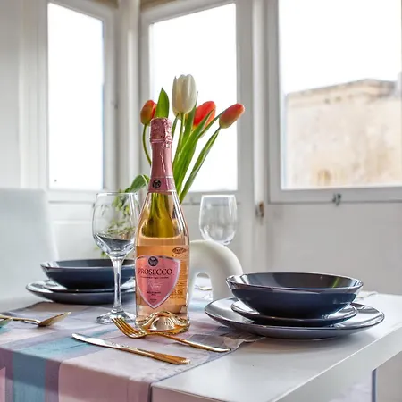 Lejlighed Rare 1Br Apartments In Valletta'S Heart By Beyond Air Valletta