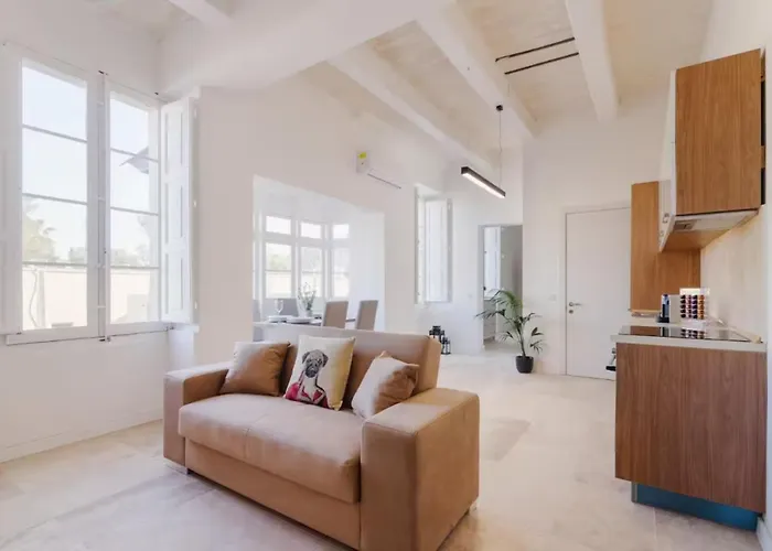 Rare 1br In Valletta's Heart By Beyond Air