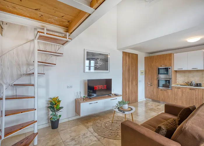 Apartamento Rare 1br In Valletta's Heart By Beyond Air