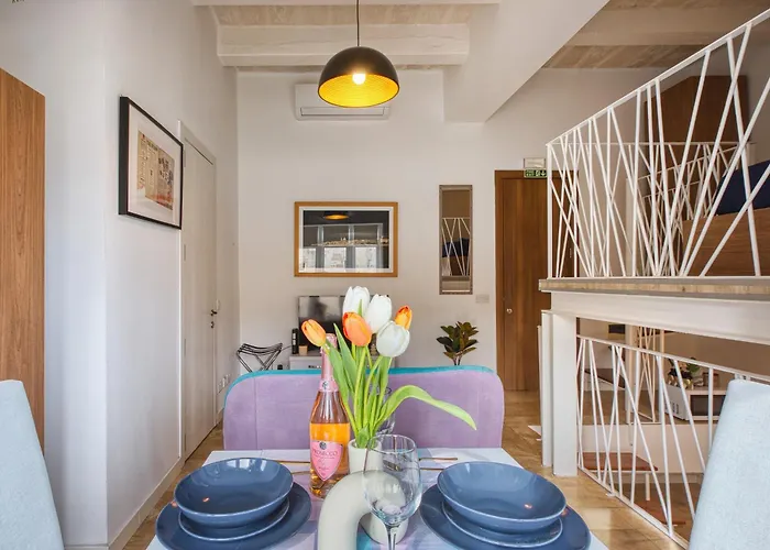 Rare 1br In Valletta's Heart By Beyond Air