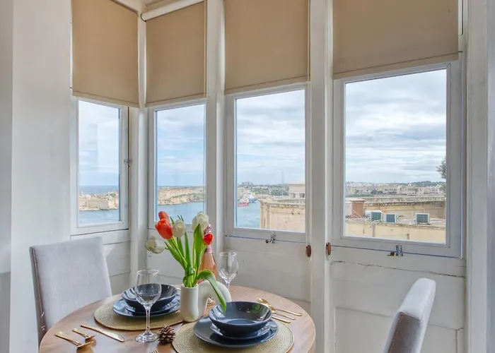 Rare 1br In Valletta's Heart By Beyond Air * Valletta