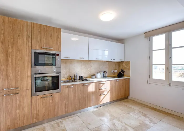 Apartament Rare 1br In Valletta's Heart By Beyond Air Valletta