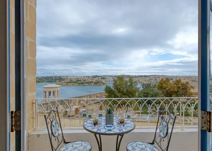 Apartamento Rare 1br In Valletta's Heart By Beyond Air
