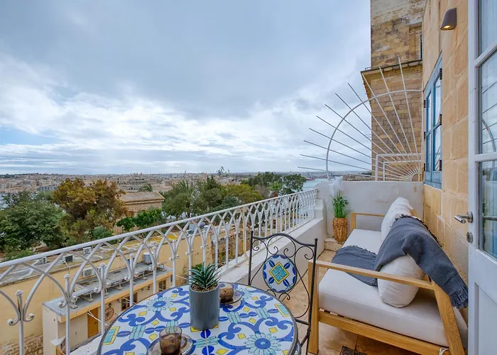 Rare 1br In Valletta's Heart By Beyond Air Apartamento