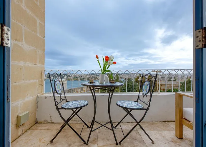 Rare 1br In Valletta's Heart By Beyond Air